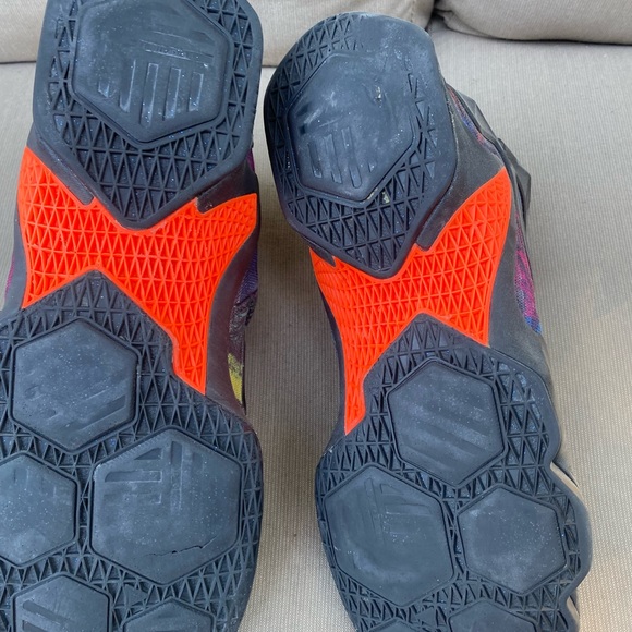 Nike lebron akronite XIII 13 - Picture 2 of 4
